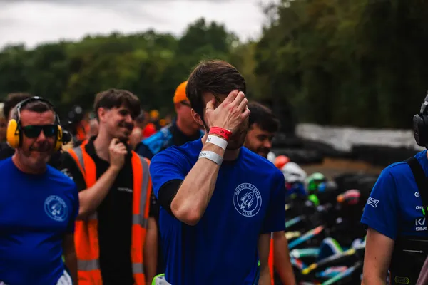3 Hour Endurance Photo