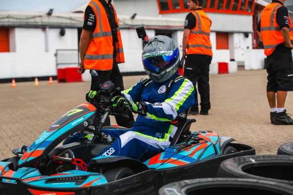 3 Hour Endurance Photo