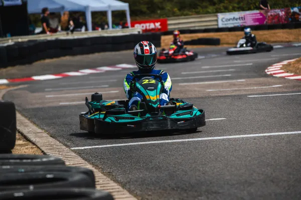 3 Hour Endurance Photo