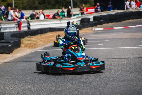 3 Hour Endurance Photo