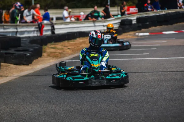 3 Hour Endurance Photo
