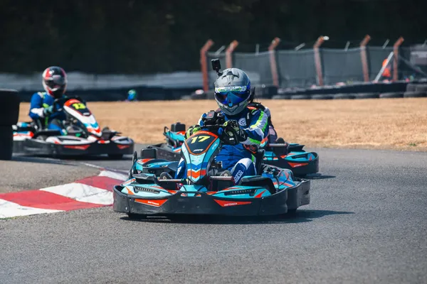 3 Hour Endurance Photo