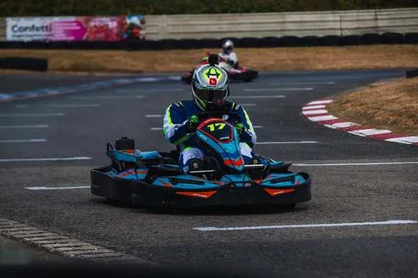 3 Hour Endurance Photo