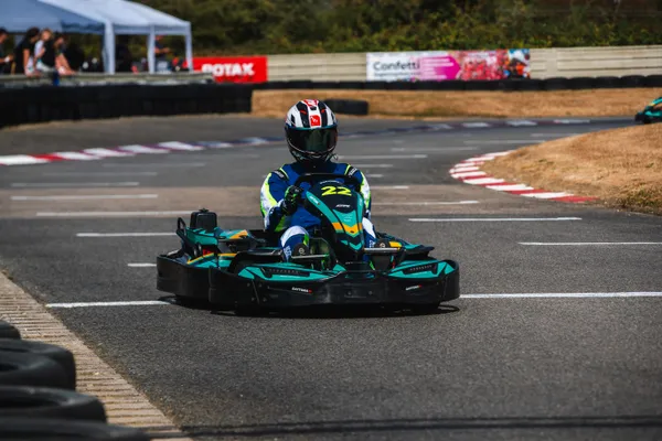 3 Hour Endurance Photo